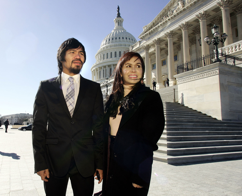 Illustration for article titled Manny Pacquiao Went To Washington Today. Here Are The Pictures.